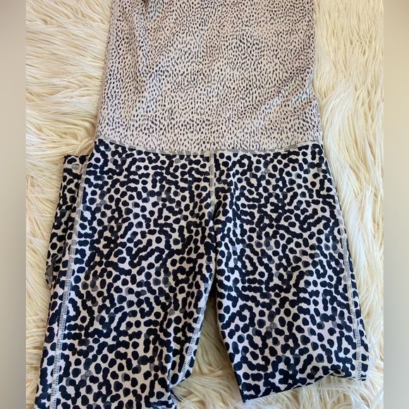 Wonder under - special edition dance - fits like a 6 - Picture 4 of 7